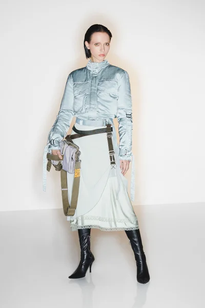 Look 32